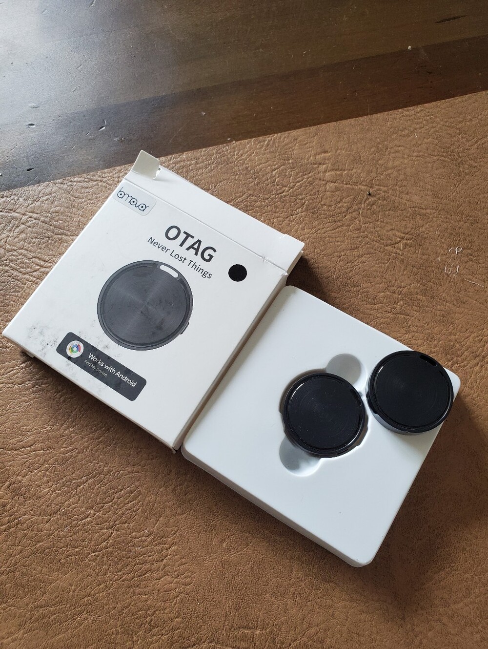 New Pack Of 2 OTAG Never Lost Things Item Tracker Bluetooth Works with Android